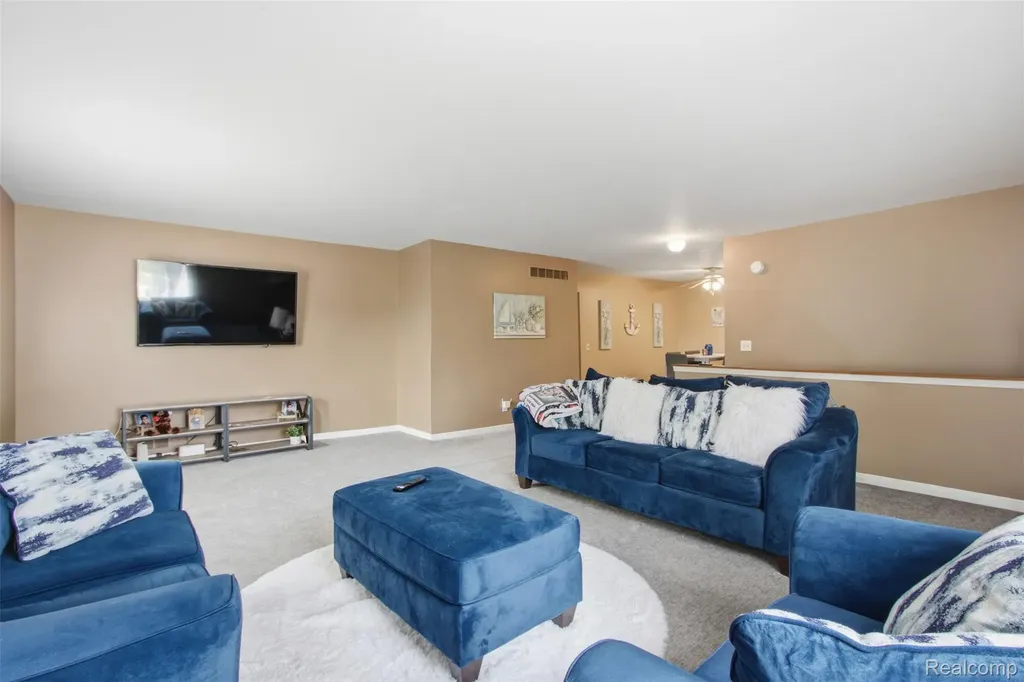 735 Claire Pointe Circle St. Clair Shores City MI 48081