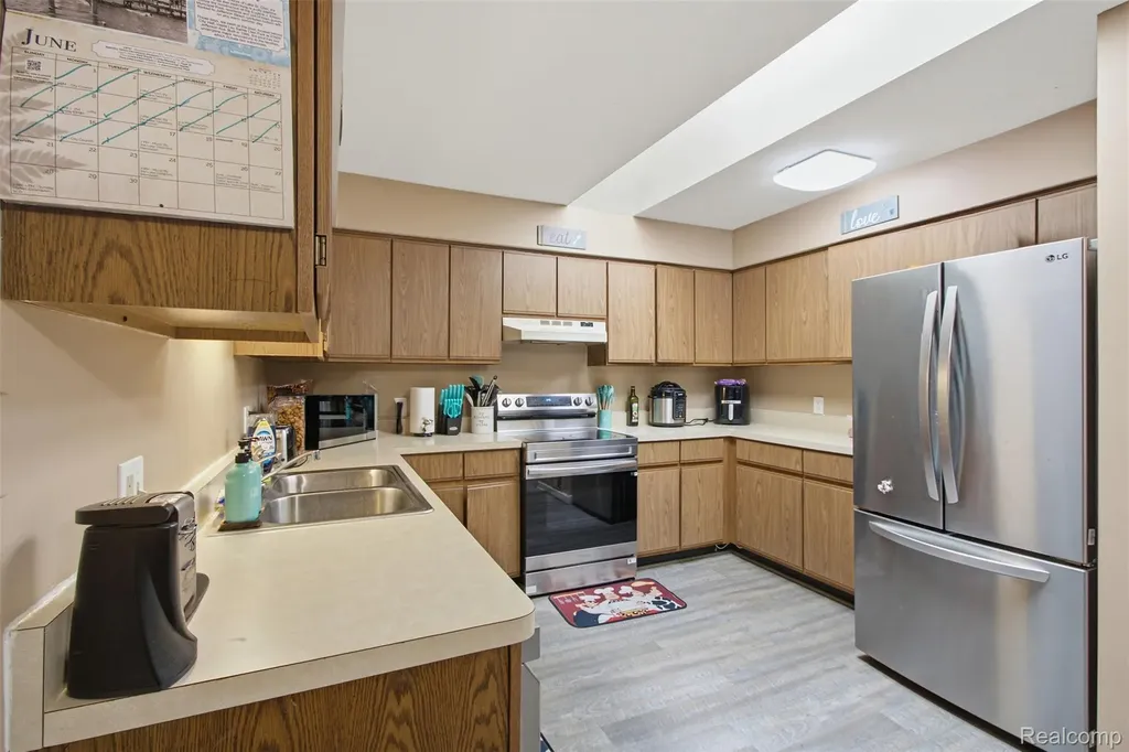 735 Claire Pointe Circle St. Clair Shores City MI 48081