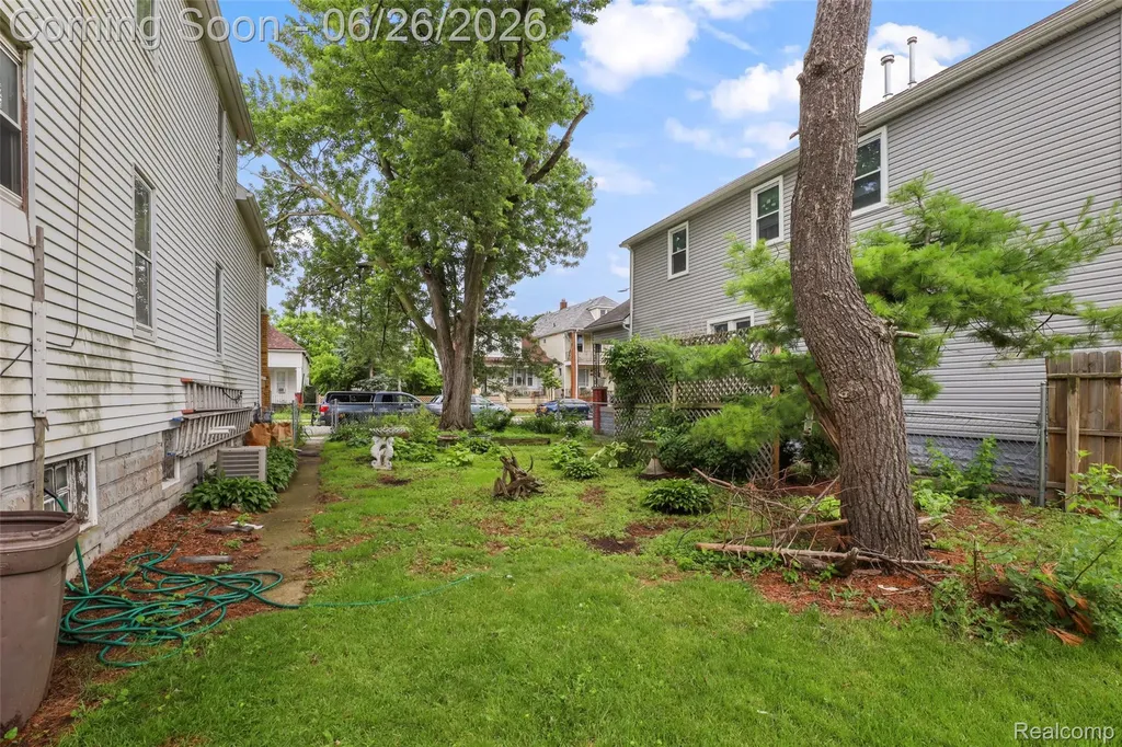 11344 Lumpkin Street Hamtramck City MI 48212