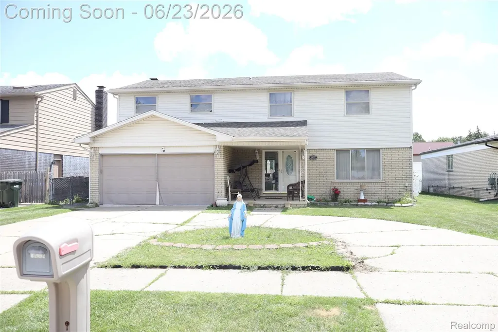 39552 Forbes Drive Sterling Heights City MI 48310