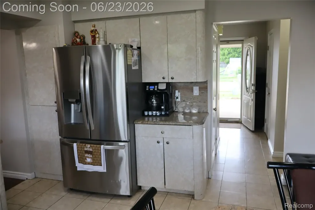 39552 Forbes Drive Sterling Heights City MI 48310