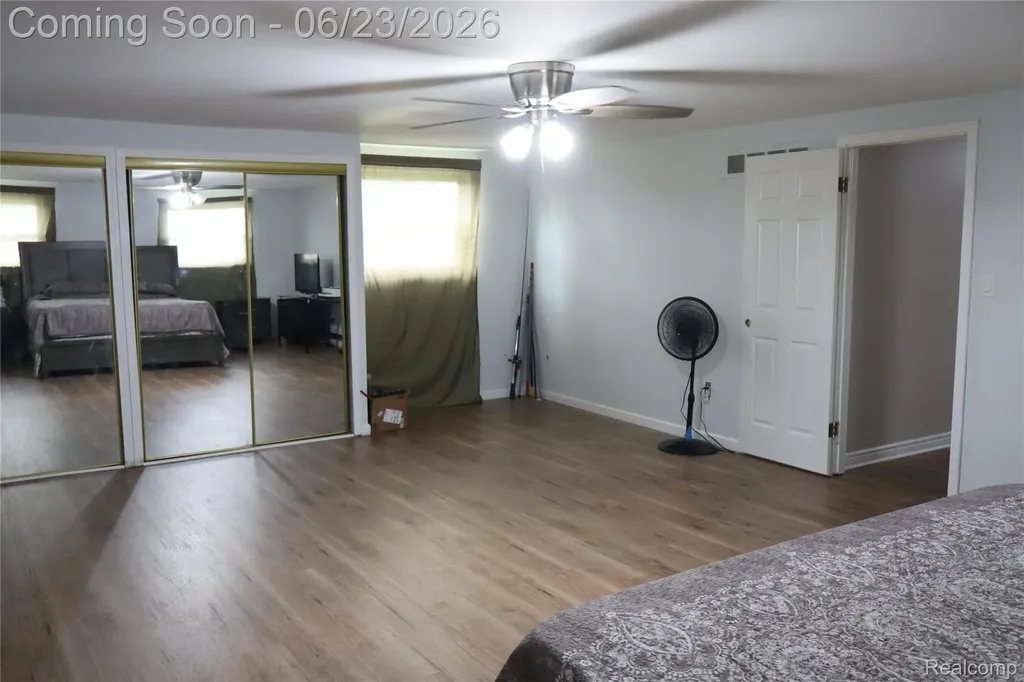 39552 Forbes Drive Sterling Heights City MI 48310