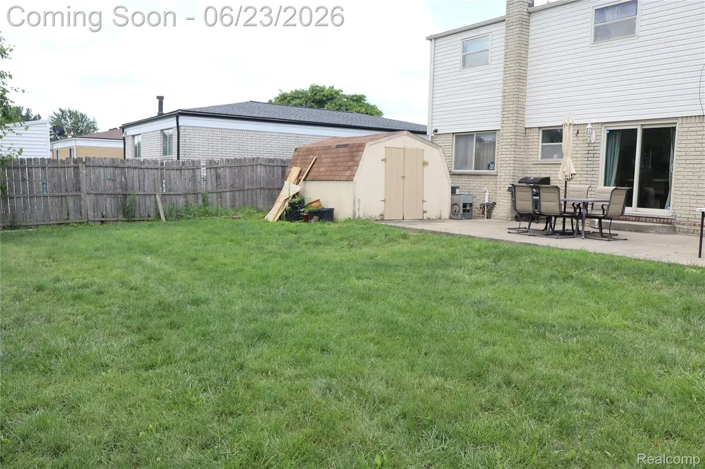 39552 Forbes Drive Sterling Heights City MI 48310