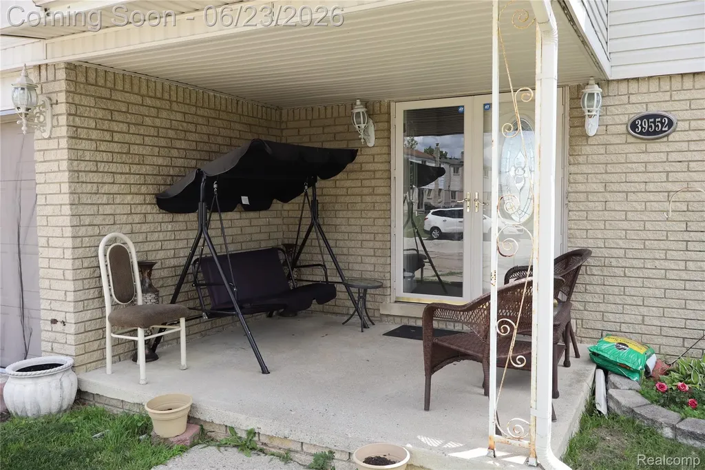 39552 Forbes Drive Sterling Heights City MI 48310