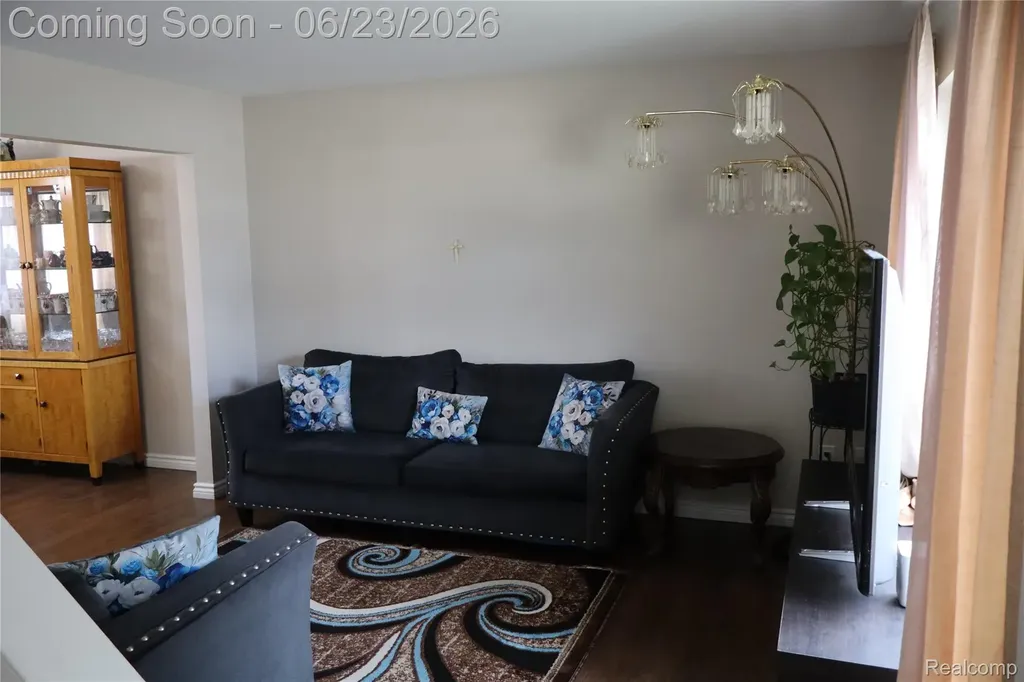 39552 Forbes Drive Sterling Heights City MI 48310