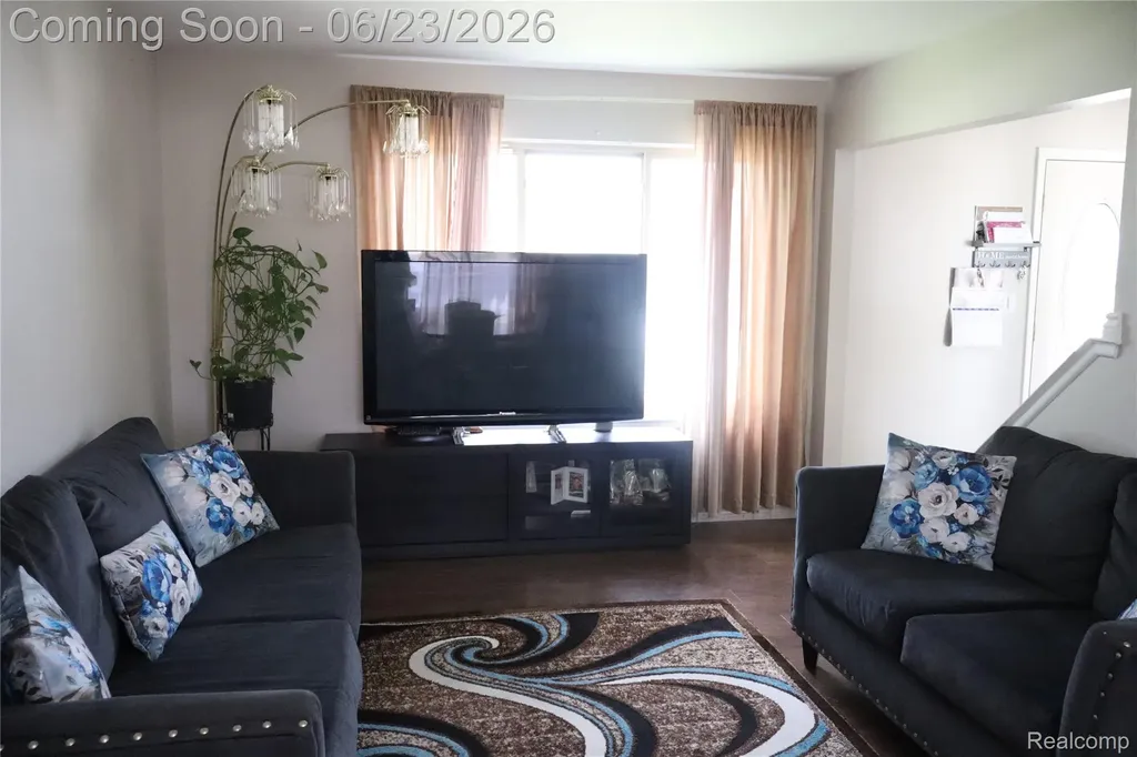 39552 Forbes Drive Sterling Heights City MI 48310