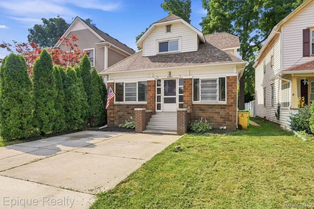 7390 West Road Washington Township MI 48094