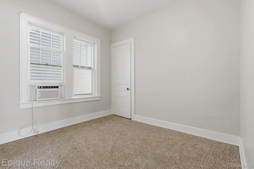 7390 West Road Washington Township MI 48094