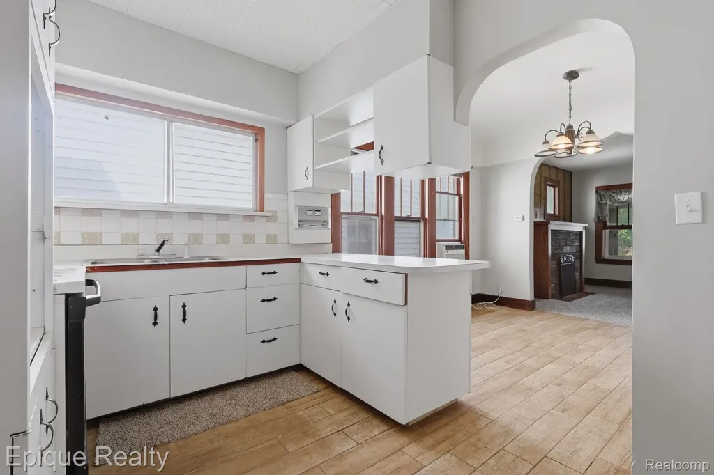7390 West Road Washington Township MI 48094