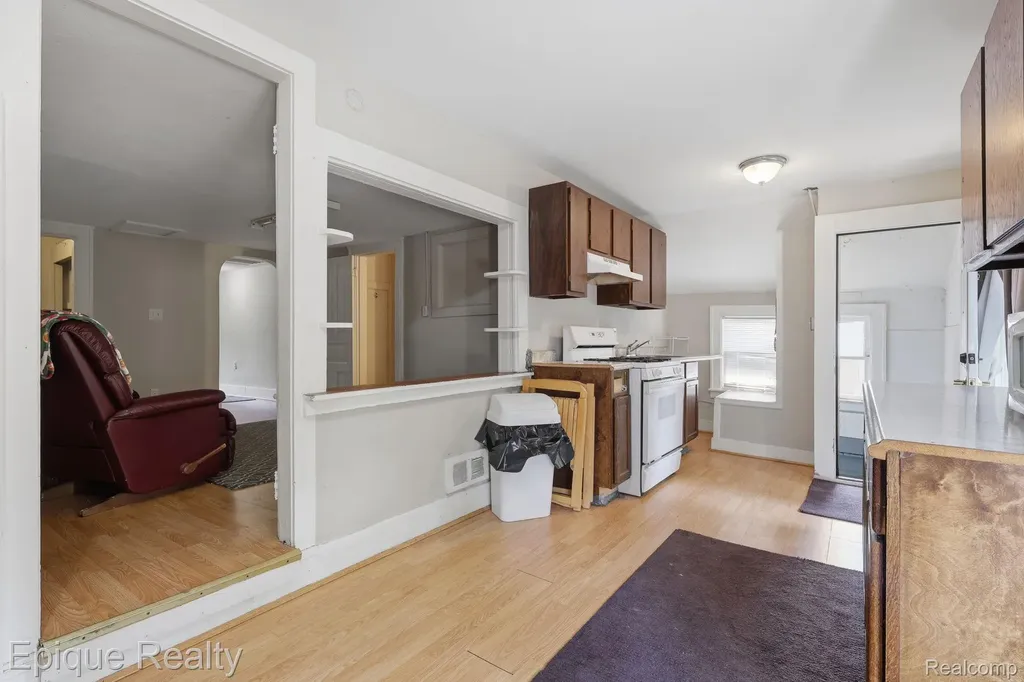 7390 West Road Washington Township MI 48094