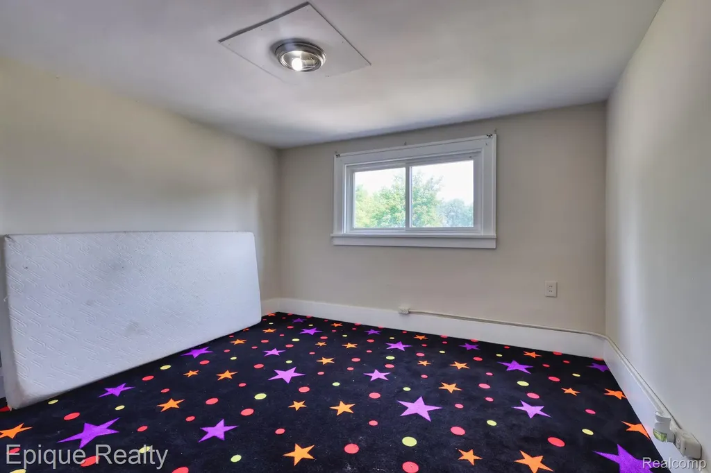 7390 West Road Washington Township MI 48094