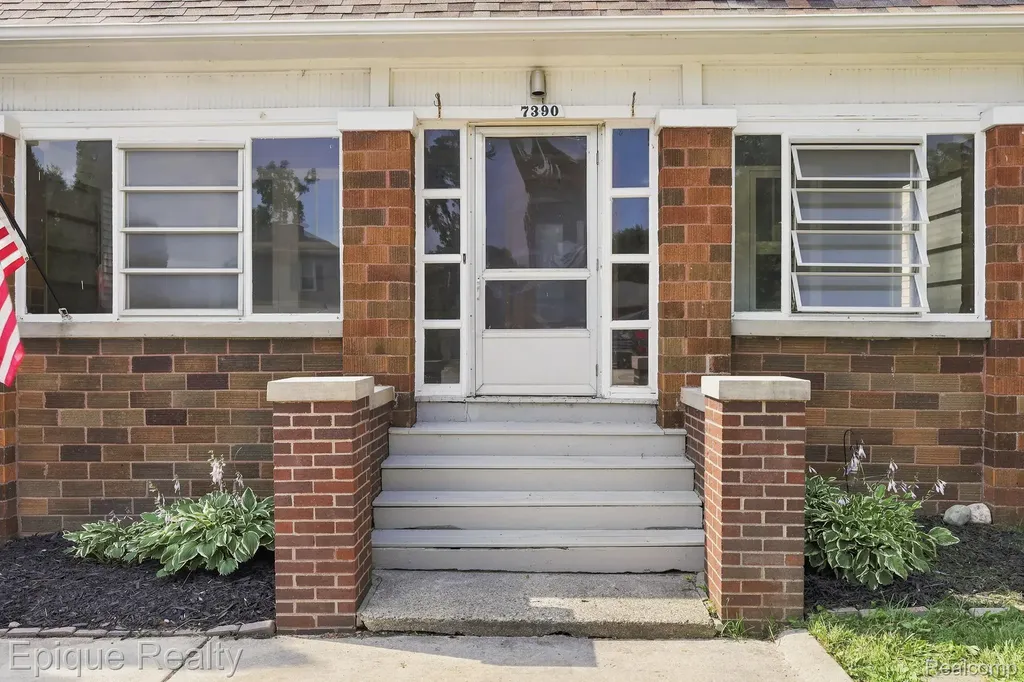 7390 West Road Washington Township MI 48094