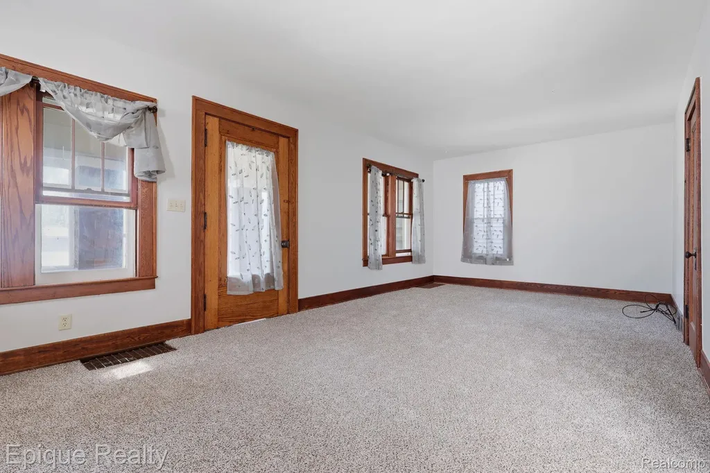7390 West Road Washington Township MI 48094