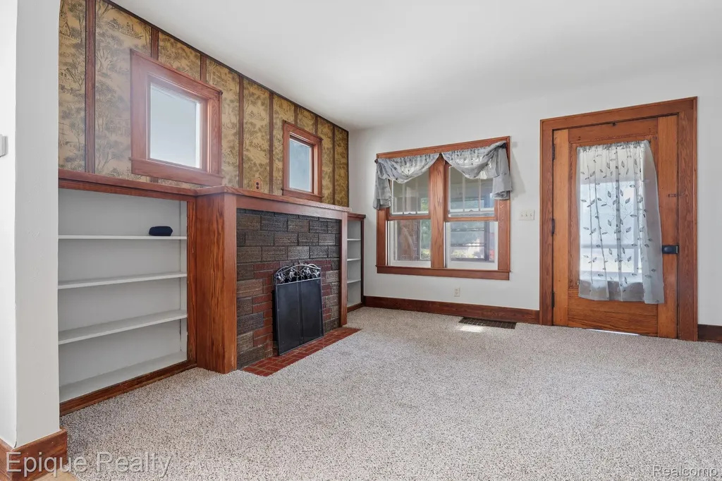 7390 West Road Washington Township MI 48094