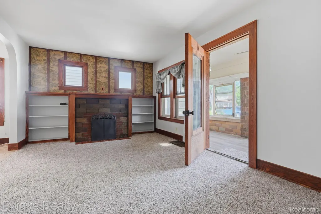7390 West Road Washington Township MI 48094