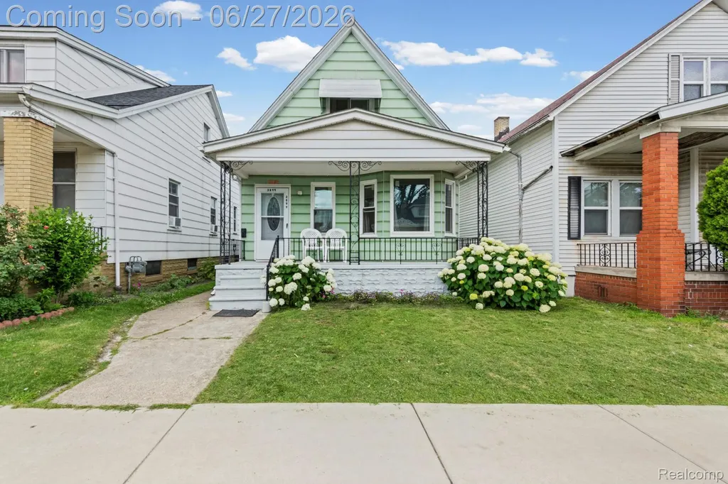 3899 Trowbridge Street Hamtramck City MI 48212
