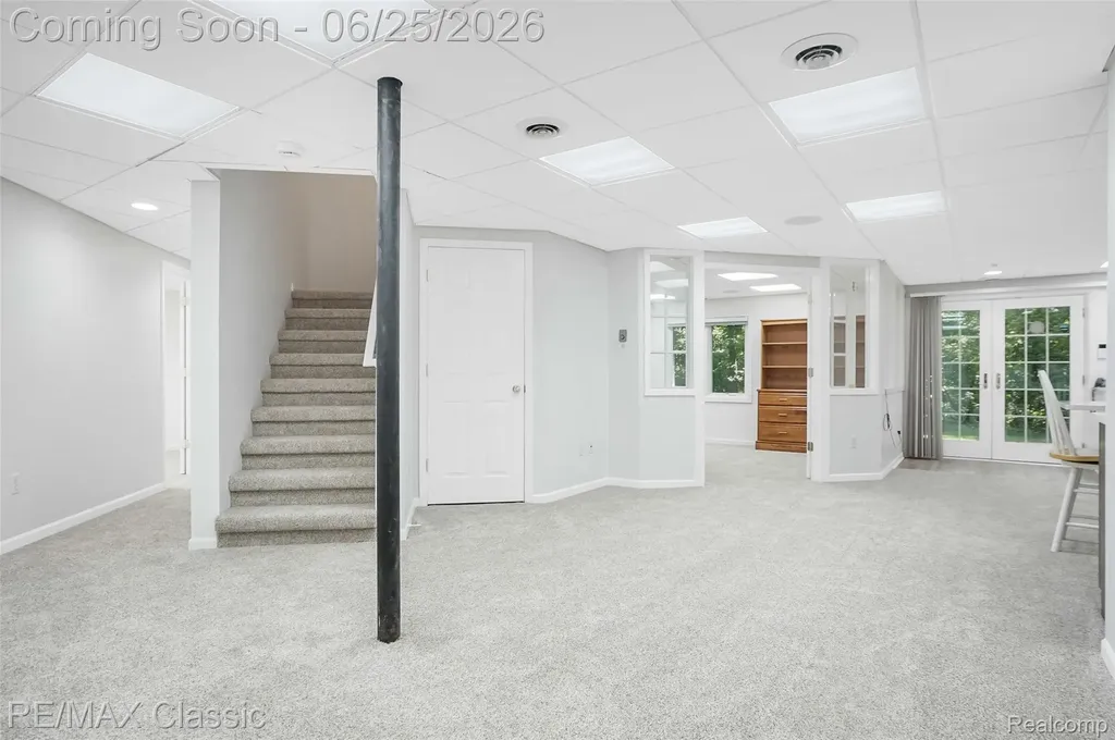 7439 Millwood West Bloomfield Charter Township MI 48322