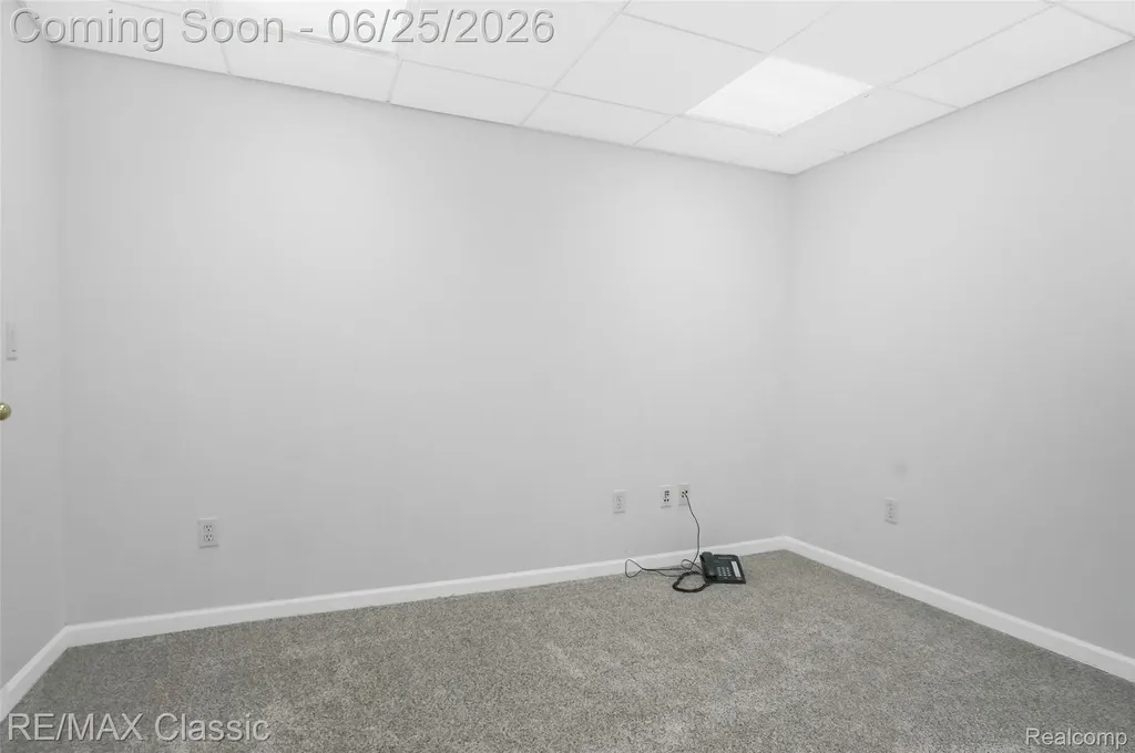 7439 Millwood West Bloomfield Charter Township MI 48322