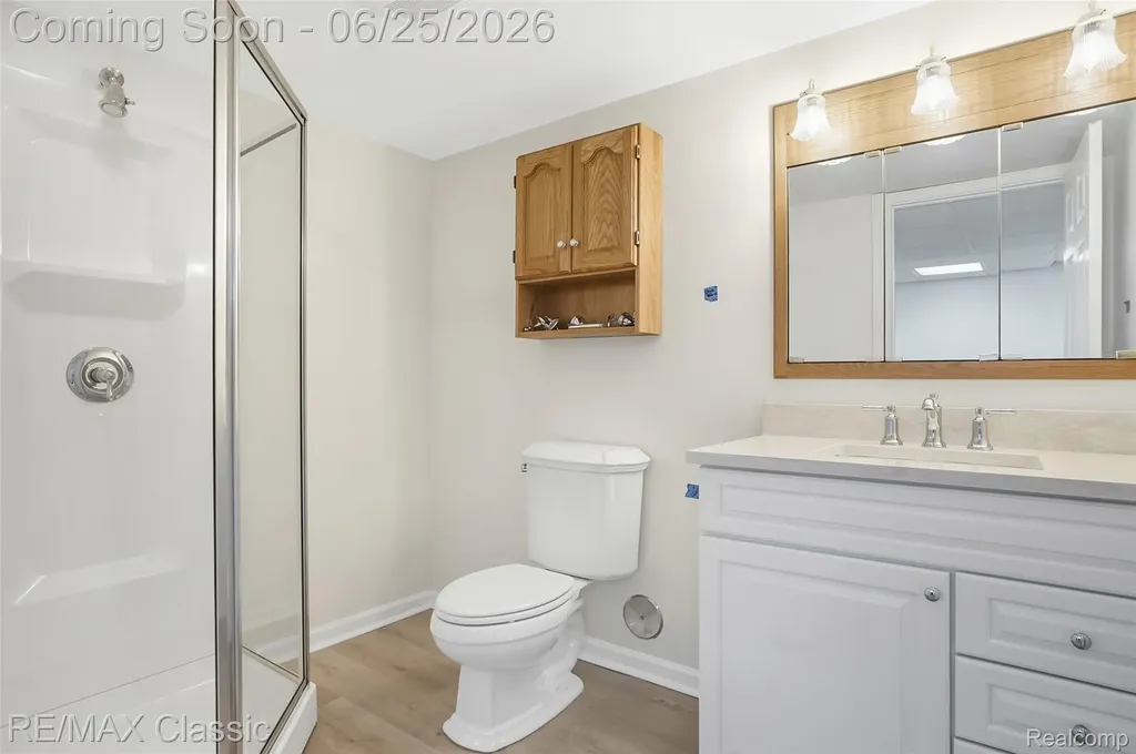 7439 Millwood West Bloomfield Charter Township MI 48322