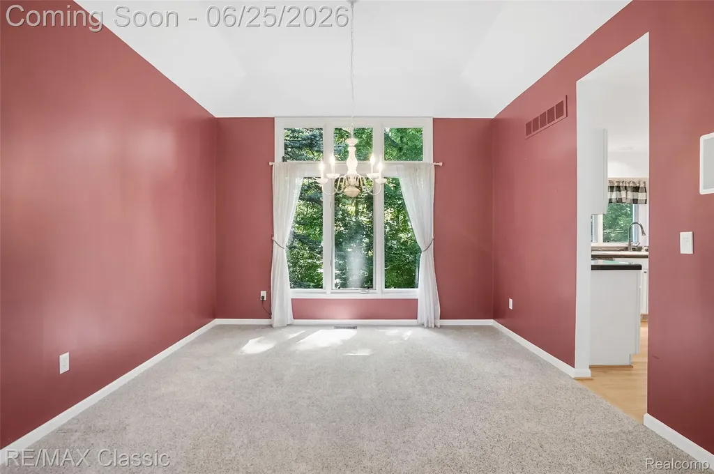 7439 Millwood West Bloomfield Charter Township MI 48322