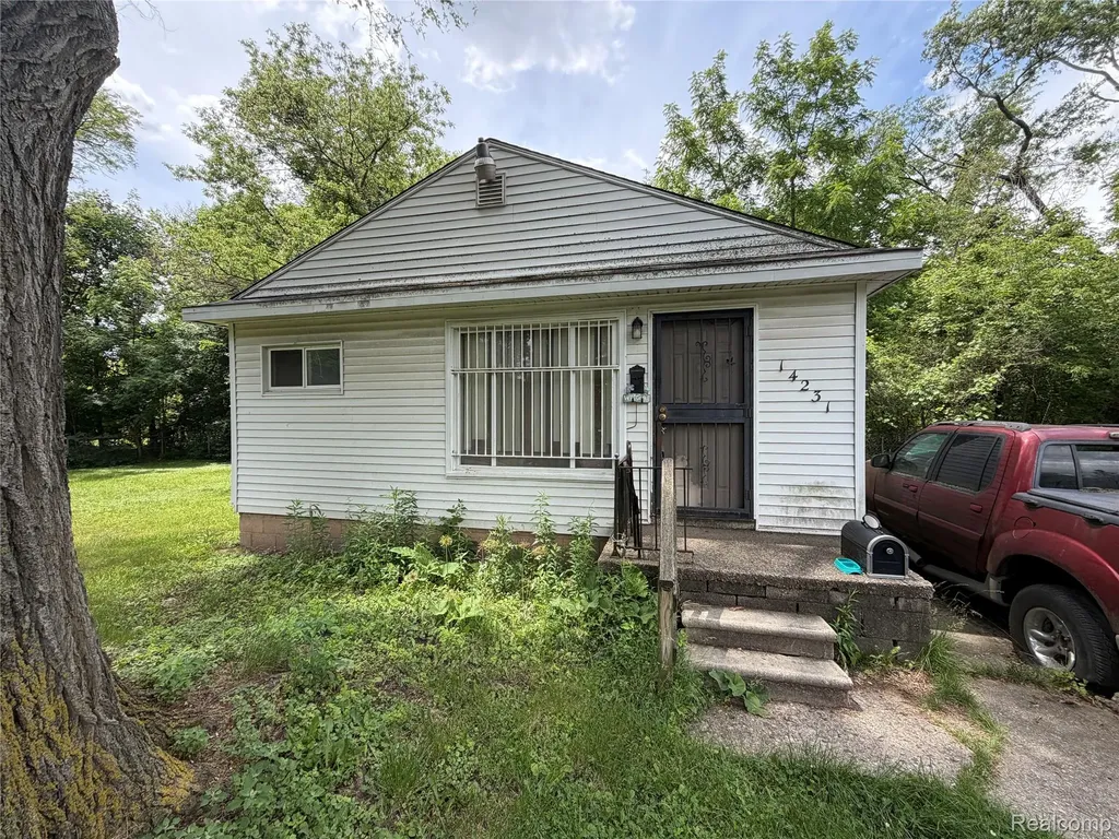 14231 Kentfield Street Detroit City MI 48223