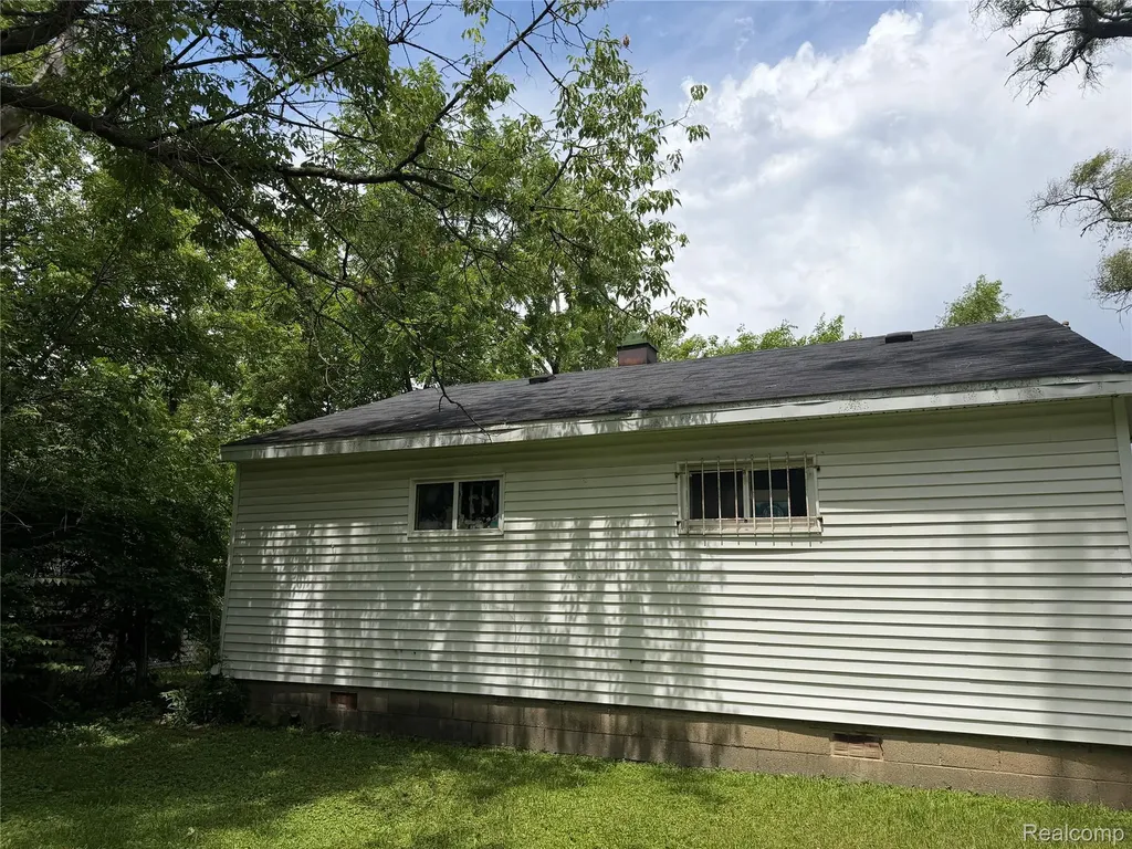 14231 Kentfield Street Detroit City MI 48223