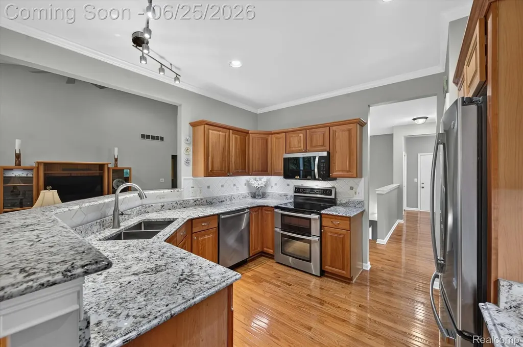 2512 Campbell Court Canton Charter Township MI 48188