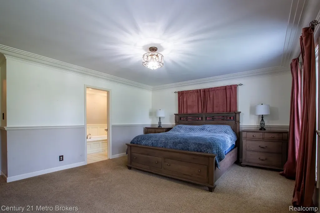 9270 Hidden Valley Court Grand Blanc Charter Township MI 48439