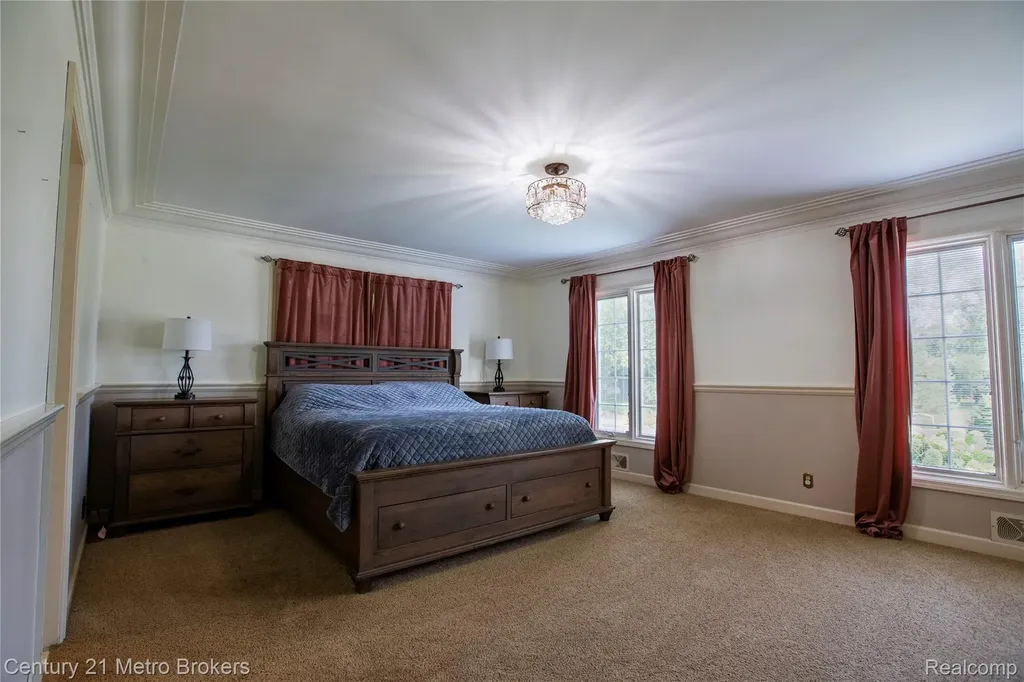 9270 Hidden Valley Court Grand Blanc Charter Township MI 48439