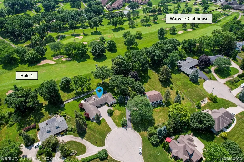 9270 Hidden Valley Court Grand Blanc Charter Township MI 48439