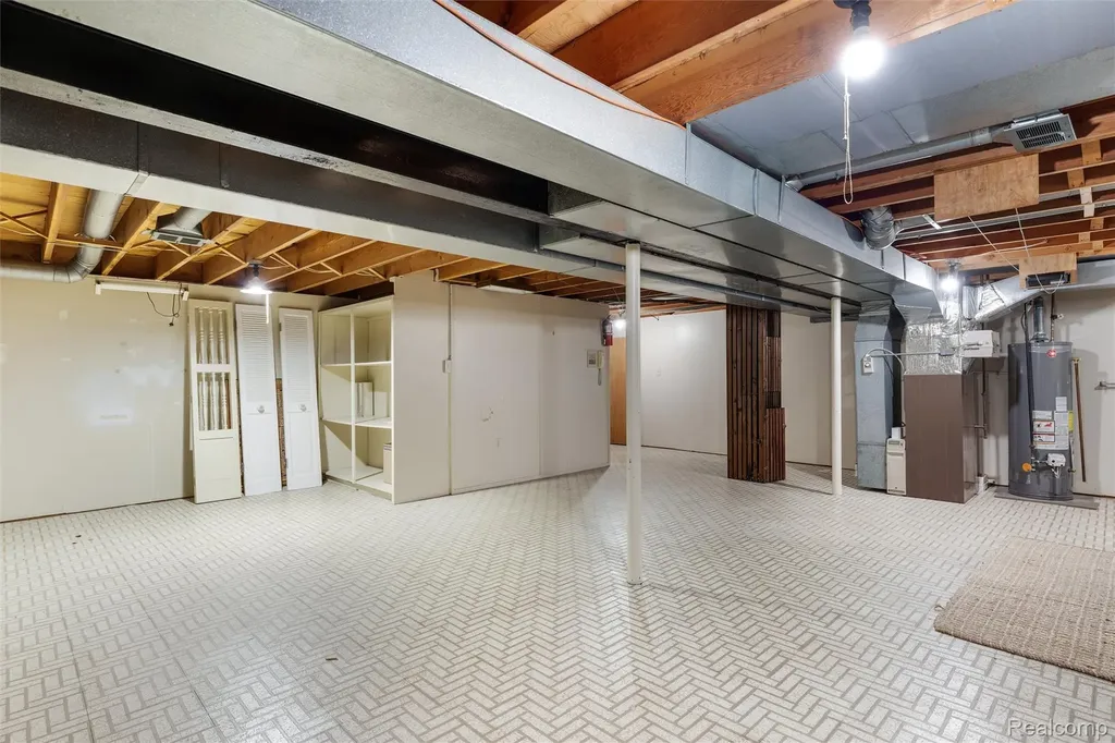 2426 Mulberry Square Bloomfield Hills City MI 48302
