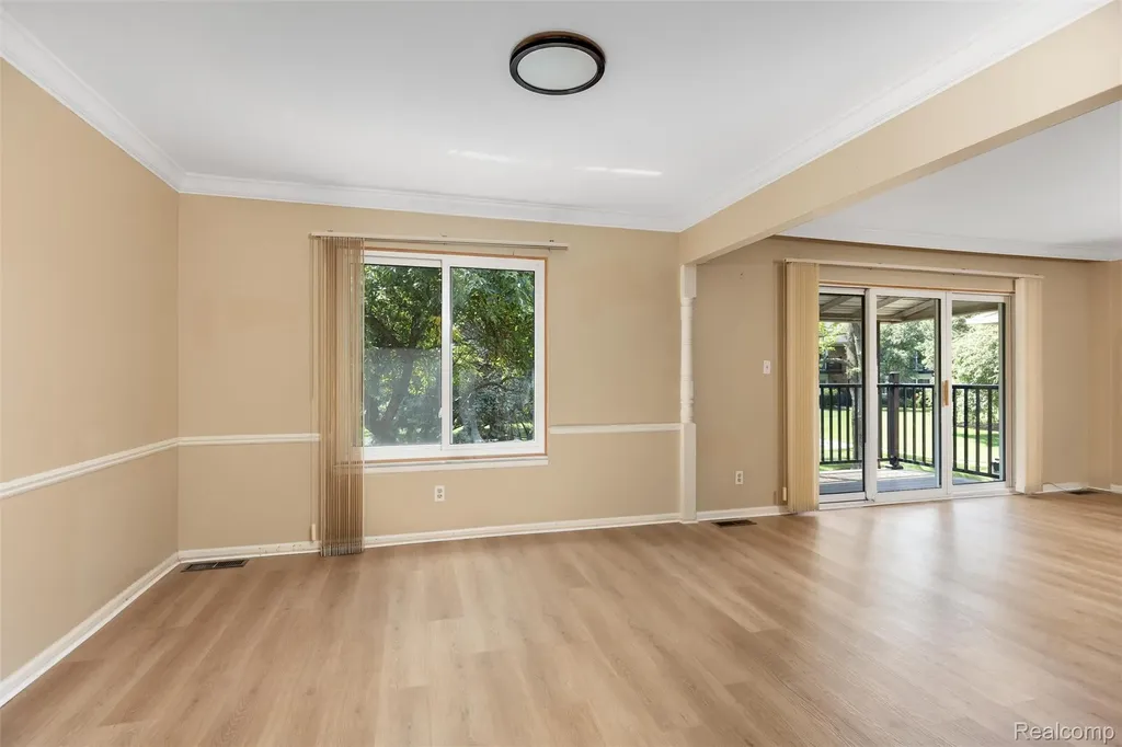 2426 Mulberry Square Bloomfield Hills City MI 48302