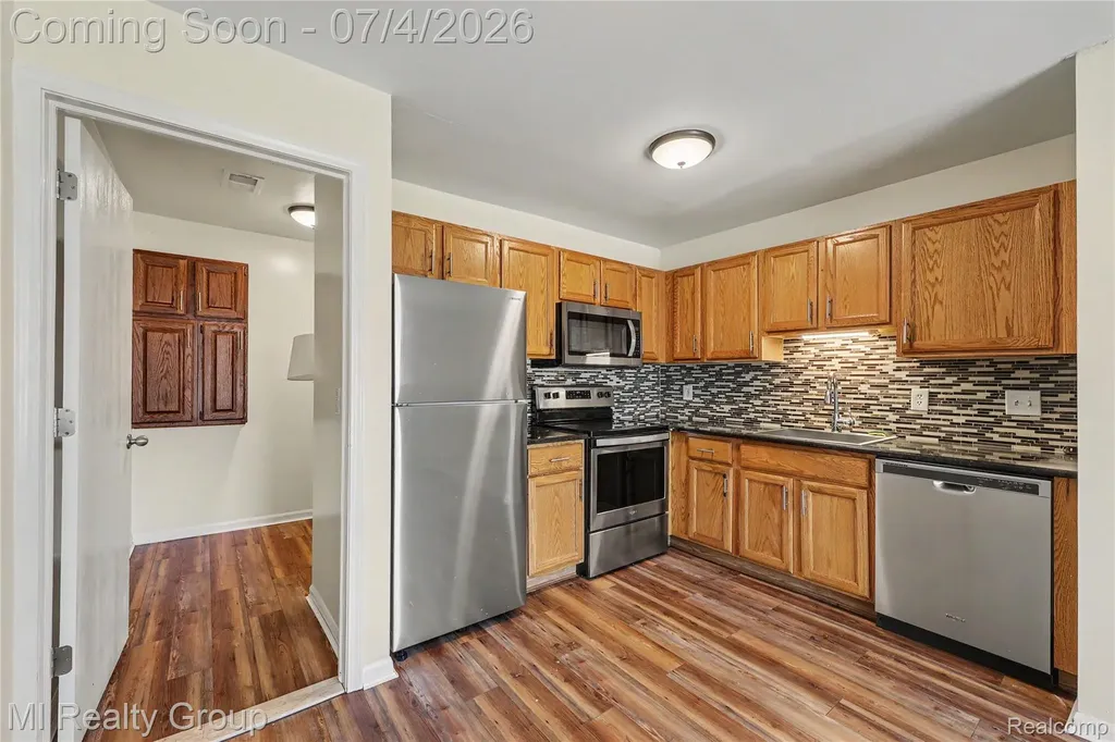 50187 N Jimmy Court Chesterfield Township MI 48047