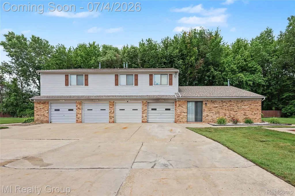 50187 N Jimmy Court Chesterfield Township MI 48047