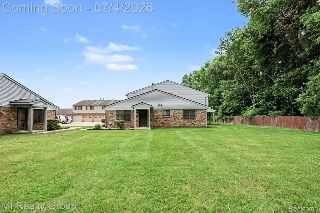 50187 N Jimmy Court Chesterfield Township MI 48047