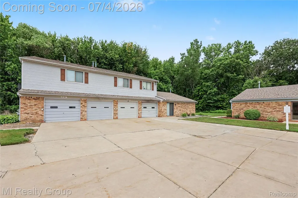 50187 N Jimmy Court Chesterfield Township MI 48047