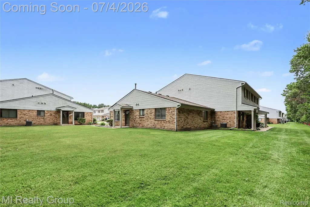50187 N Jimmy Court Chesterfield Township MI 48047