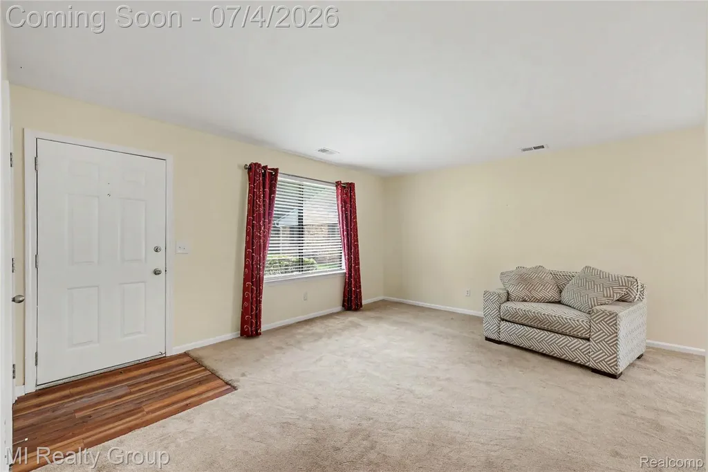 50187 N Jimmy Court Chesterfield Township MI 48047