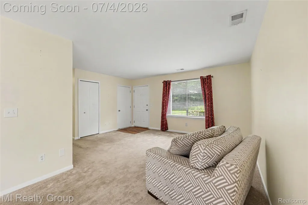 50187 N Jimmy Court Chesterfield Township MI 48047