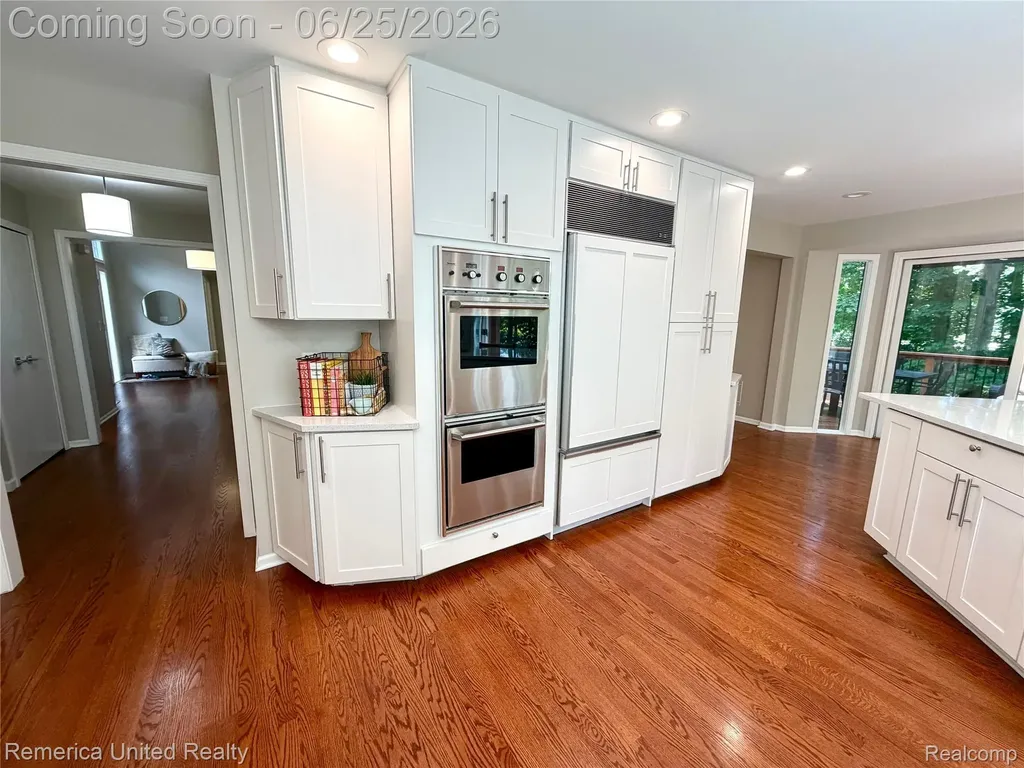 49022 Plum Tree Court Plymouth Charter Township MI 48170