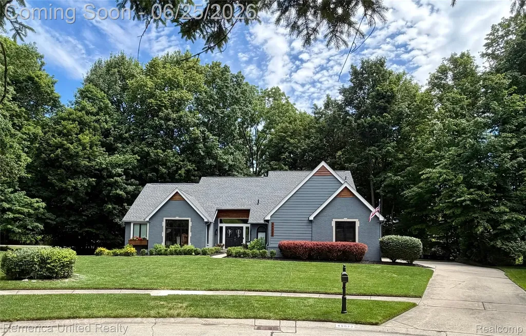 49022 Plum Tree Court Plymouth Charter Township MI 48170