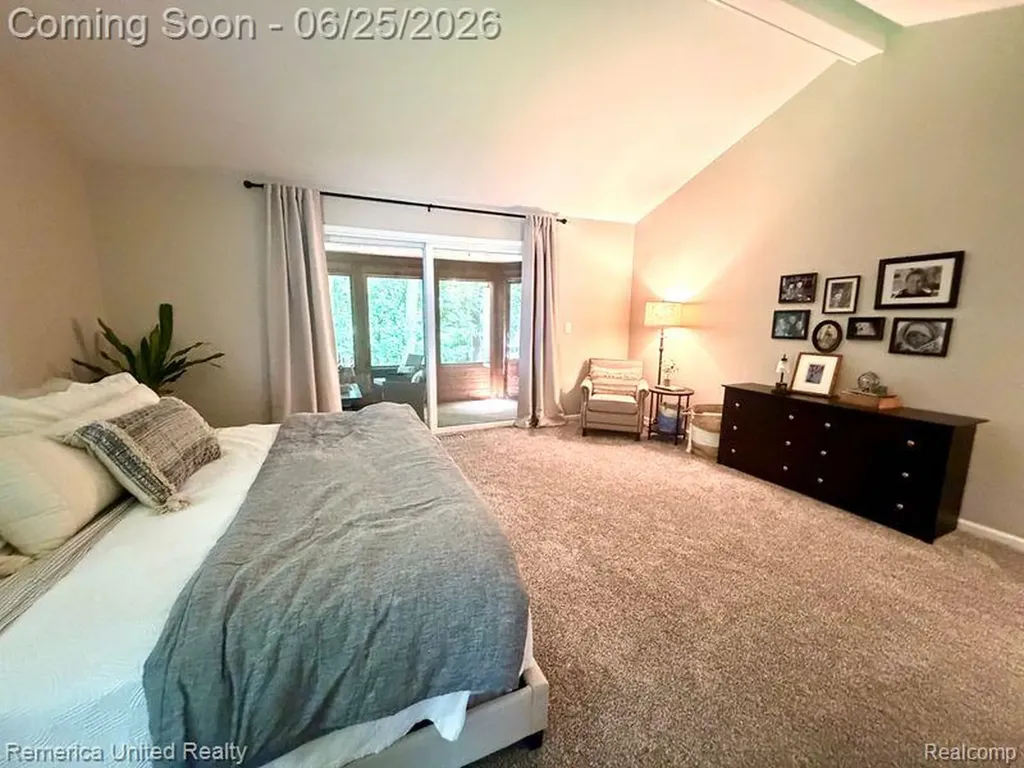 49022 Plum Tree Court Plymouth Charter Township MI 48170