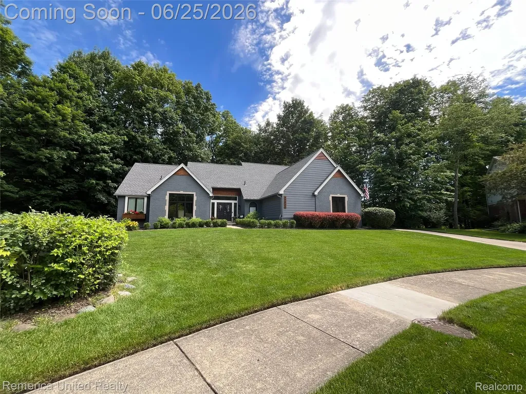 49022 Plum Tree Court Plymouth Charter Township MI 48170
