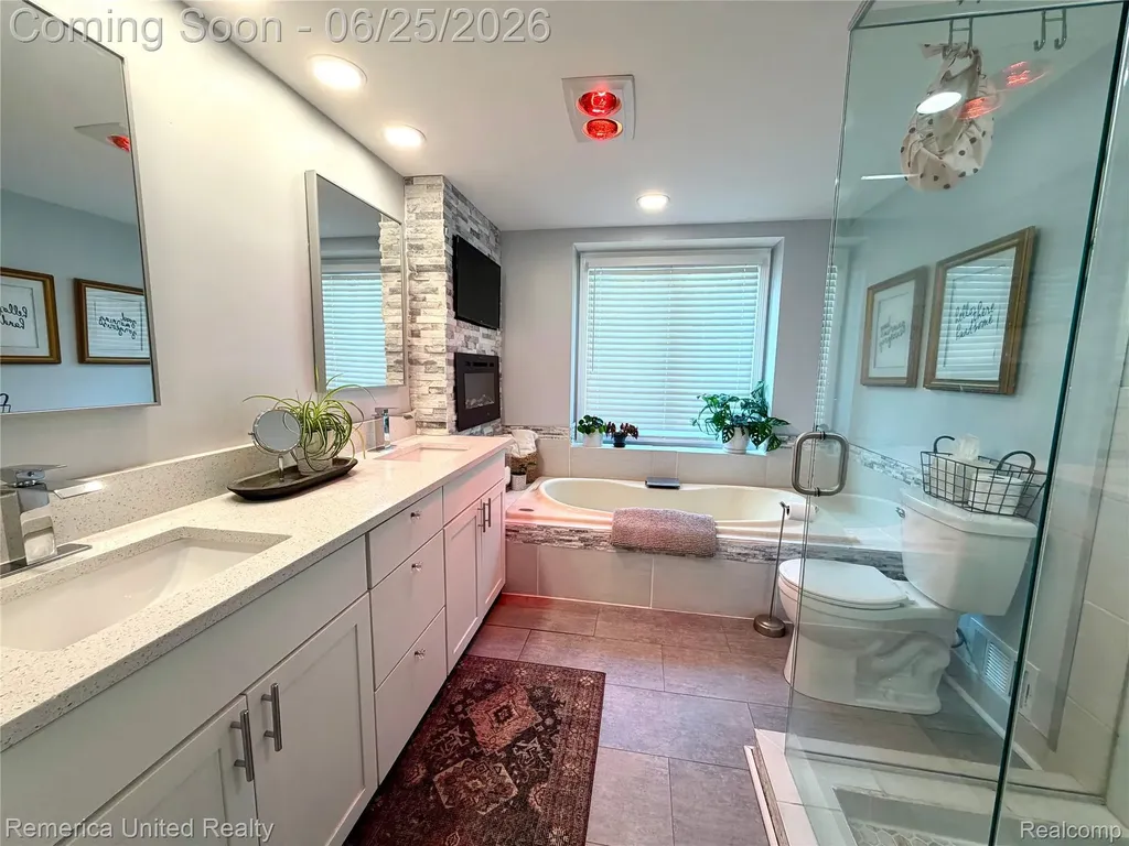 49022 Plum Tree Court Plymouth Charter Township MI 48170