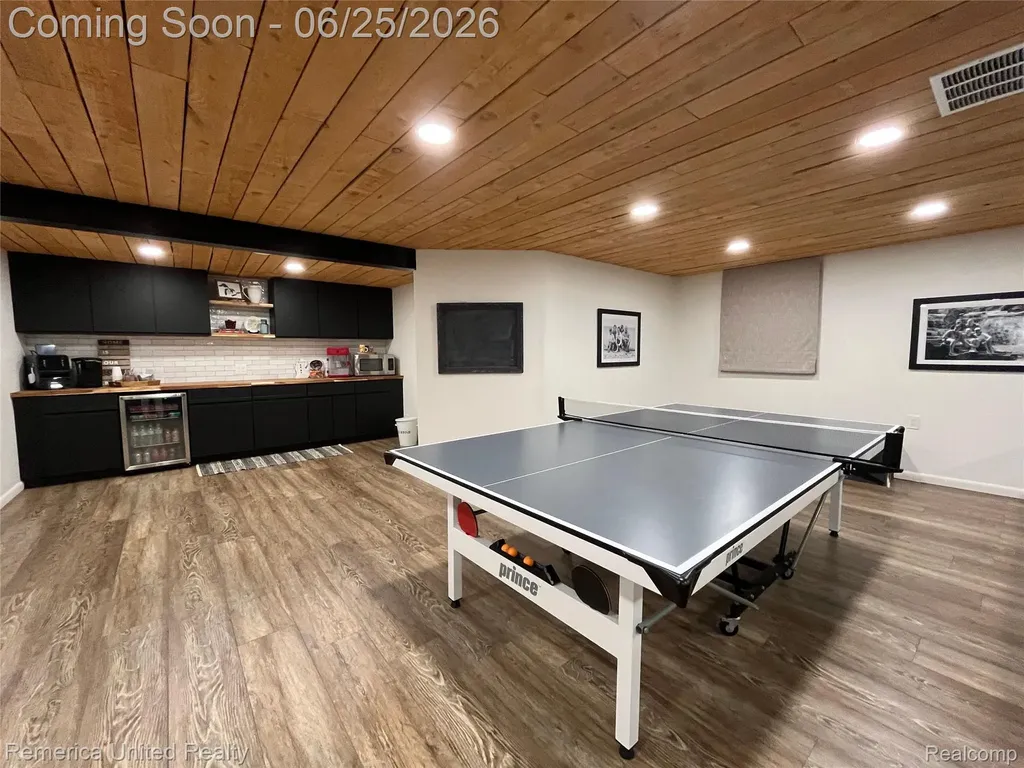 49022 Plum Tree Court Plymouth Charter Township MI 48170