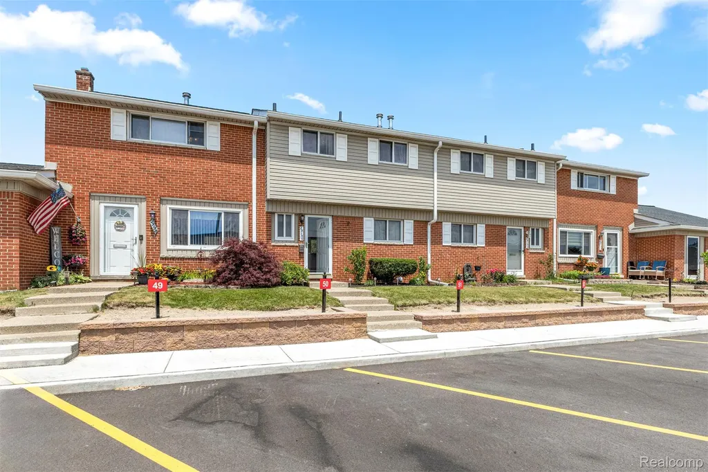 29156 Manchester Street Westland City MI 48185