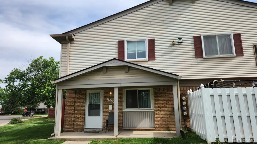 15684 Dupage Boulevard Taylor City MI 48180