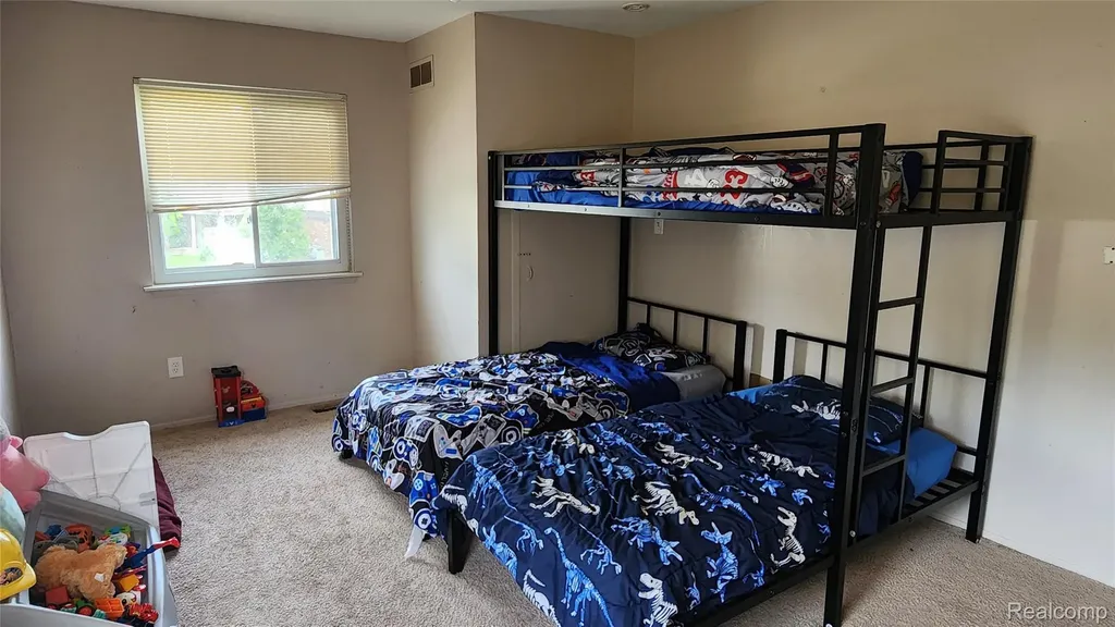 15684 Dupage Boulevard Taylor City MI 48180