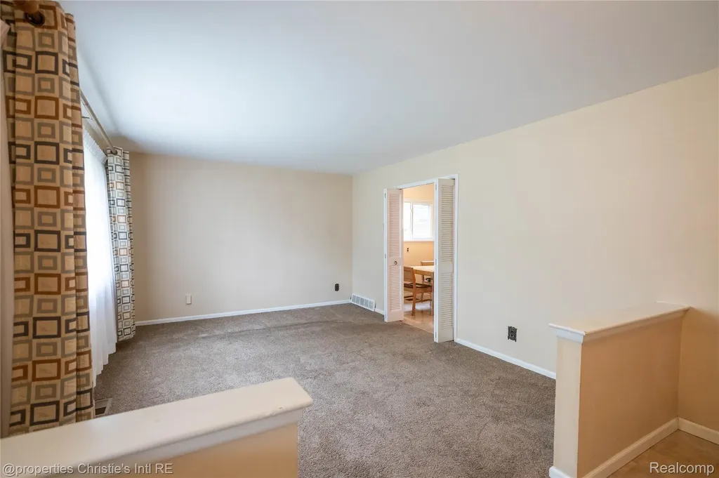11675 Monsbrook Court Sterling Heights City MI 48312