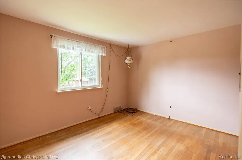 11675 Monsbrook Court Sterling Heights City MI 48312